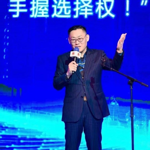王建功：品牌评价方法论奠基人与数字生态领航者